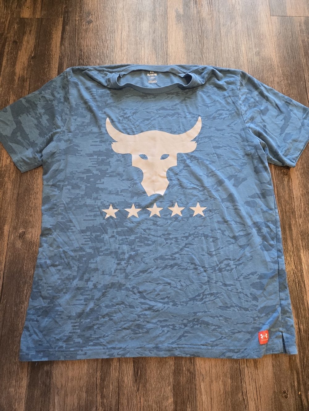 Under Armour Project Rock Shirt Mens Blue Camo Bull USA Flag Tee - Size XL